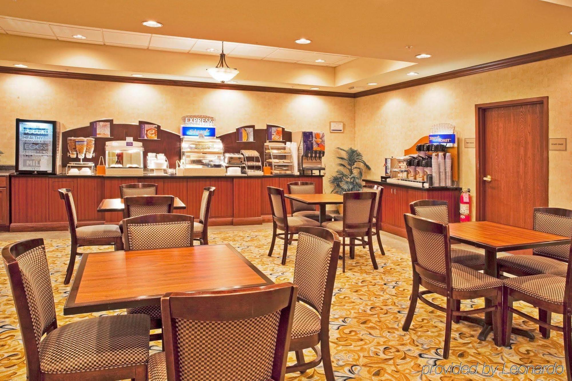 Holiday Inn Express Hotel & Suites Bartow By Ihg Dış mekan fotoğraf